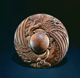 Rundel dekoriert mit zwei Greifen, Altai-Nomaden