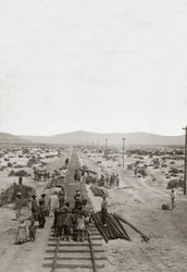Bau der Central Pacific Railways im Jahr 1869 - Nevada - Arbeiter bauen die Eisenbahnlinien der Central Pacific Company, um die erste nordamerikanische transkontinentale Eisenbahn zu bauen. (Central Pacific Railroad Company)