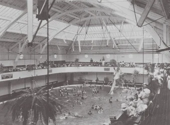 Long Beach, Kalifornien: Innenansicht des Badehauses