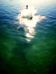 Ätherisches Wasserglühen