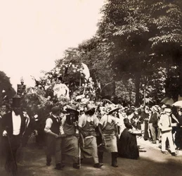 Weltausstellung 1900 - Exposition Universelle de 1900 in Paris: Das Fest der Gartenbaukunst. Private Sammlung