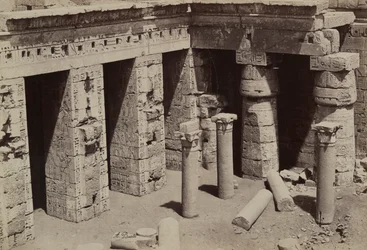 Medinet Habu: Koptische Kirche im Zentrum des Tempels von Ramses III
