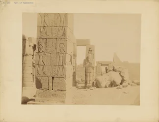 [Teil des Ramesseum]