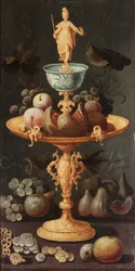 Trauben, Pflaumen und ein Granatapfel auf einer goldenen Tazza, gekrönt von einer Personifikation der Malerei, mit Feigen, Trauben, Äpfeln, einer Goldkette und spanischen Acht-Reales-Münzen auf einem Steinsims