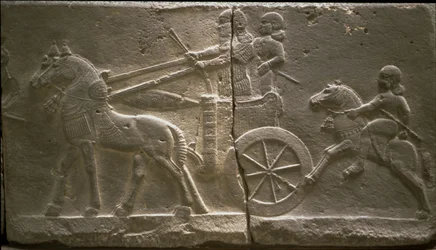 Streitwagen und Kavallerist, 8. Jahrhundert v. Chr.