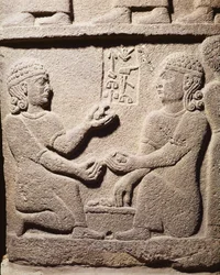Relief, das den Sohn von König Araras zeigt, aus Karkemisch, Türkei, Neo-Hethiter, 10.-8. Jahrhundert v. Chr.