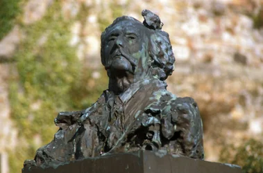 Bronzebüste von Jules Barbey d