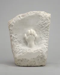 Gedenkrelief Hand eines Kindes, 1908