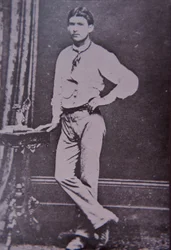 Mitglied der Kelly Gang Steve Hart, der am 28. Juni 1880 in den Flammen des Glenrowan Hotels starb