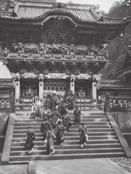 Japan: Nikko, Yomei-mon, Hauptportal des Ieyasu-Schreins