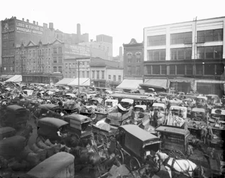 Haymarket Square, Chicago, Illinois, USA, ca. 1905