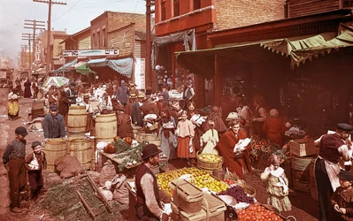 Maxwell Street Markt, Chicago, Illinois, USA, ca. 1905