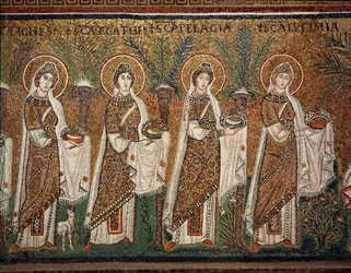 Prozession der Jungfrauen (Detail der Mosaiken, 6. Jahrhundert)