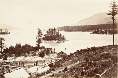Inseln in den oberen Kaskaden, Oregon, 1867, gedruckt ca. 1876