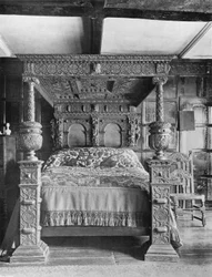 Im braunen Zimmer