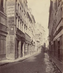 Rue des Bourdonnais von der Rue de Rivoli