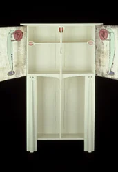 Weißer Schrank entworfen für Mrs. Rowat, 1902