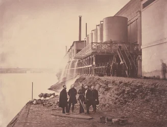 Wassertanks außerhalb des Anbaus, Pariser Weltausstellung