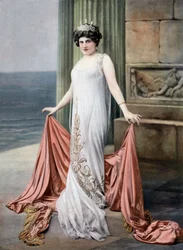 Französische Sopranistin Zina Brozia als Thais in der Oper "Thais", Foto Cheri Rousseau aus der französischen Zeitung "Le Theatre" vom 11. Januar