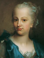 Mädchen in blauem Kleid