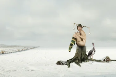 Nackter Narr Winterszene