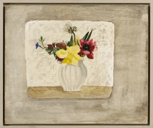 Frühlingsblumen in einem weißen Krug, ca. 1928