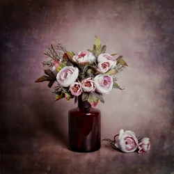 Rosa Blumenstillleben
