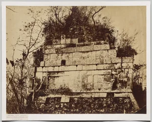 Palast des Zirkus in Chichen-Itza (Basrelief der Tiger)