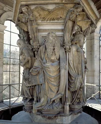 Der Sockel des Mosesbrunnens zeigt die Propheten, die das Kommen Christi voraussagten (Skulptur)