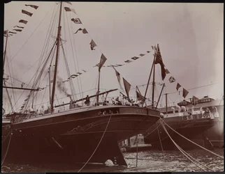 S.S. "Umbria" am Kai, um 1897
