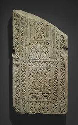 Fragmentarische Stele, möglicherweise gefunden in Esna, 7.-8. Jahrhundert