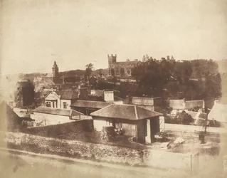 Linlithgow vom Bahnhof aus, mit dem Rathaus, der St. Michael