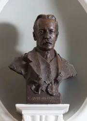 Skulptur von Charles Harrison Townsend