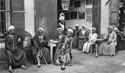 Arabisches Café in Esna, südlich von Luxor, Ägypten, um 1922