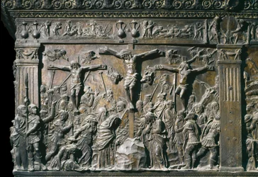 Darstellung des guten Diebes (Dismas) und des bösen Diebes (Gesmas), gekreuzigt mit Jesus Christus. Flachrelief der linken Kanzel, ca. 1460
