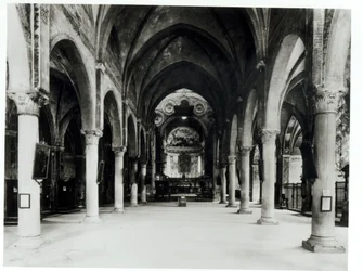 Innenraum der Kirche