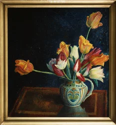 Tulpen in einem Staffordshire-Krug