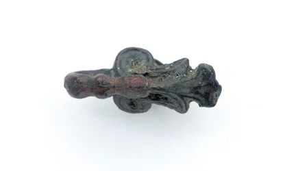 Gewandhaken, 400-200 v. Chr.