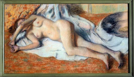 Nach dem Bad oder nackte Dehnungen