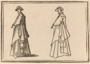 Stehende Frau in einem großen Mantel