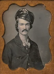 Mann mit Schnurrbart, der einen Ölhaut-Hut trägt, 1854-55