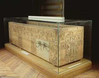 Sarkophag von Nakhti, Kanzler während der Herrschaft von Sesostris I aus Assiut, Mittleres Reich