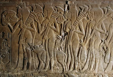Basrelief aus dem Grab von Maia, Amme von Tutanchamun, Saqqara, Ägypten, ägyptische Zivilisation, Neues Reich, Dynastie XVIII (Detail)