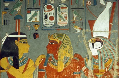 Horus, Horemheb und Hathor, aus dem Grab von Horemheb (ca. 1323-1295 v. Chr.) Neues Reich