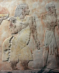 Königin von Punt, Detail der Szene, die die Expedition ins Land Punt darstellt, bemaltes Relief, Kolonnade von Punt, Totentempel von Hatschepsut, Deir el-Bahari, Nekropole von Theben (UNESCO-Welterbeliste)