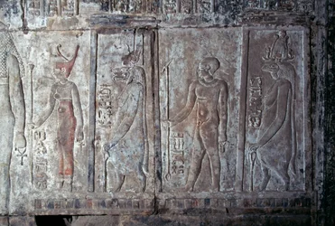 Relief mit Neith, Opet, Hor Hijen und Hirent, Totentempel von Hatschepsut, Deir el-Bahari, Thebanische Nekropole (UNESCO-Welterbeliste)