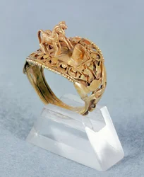 Pferdering von Ramses II. (1279-1213) Neues Reich (Gold)