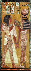 Relief, das die Göttin Hathor zeigt, wie sie das magische Halsband auf Seti I legt, Neues Reich