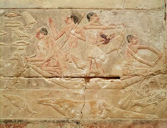 Relief, das Männer in einem Boot darstellt, aus dem Grab der Prinzessin Idut, Altes Reich, ca. 2330 v. Chr. (bemalter Kalkstein)