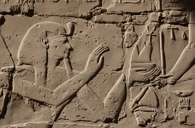 Pharao mit Kobra-Kopfschmuck, Karnak